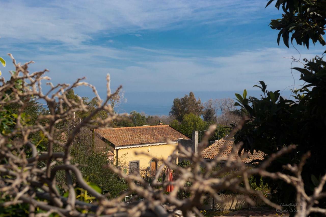 Le Casette Nel Borgo Hotel Acireale Exterior foto