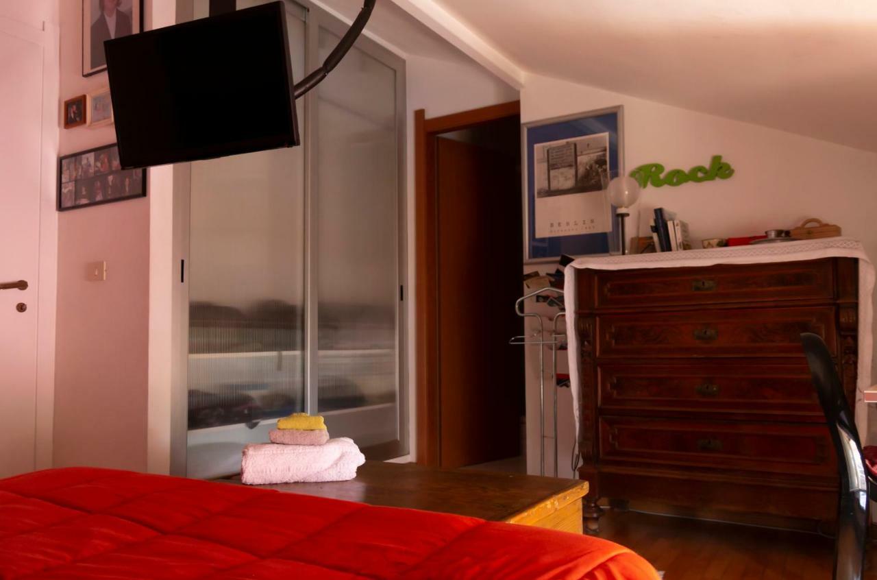 Le Casette Nel Borgo Hotel Acireale Exterior foto